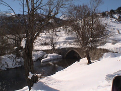 korce bridge and snow