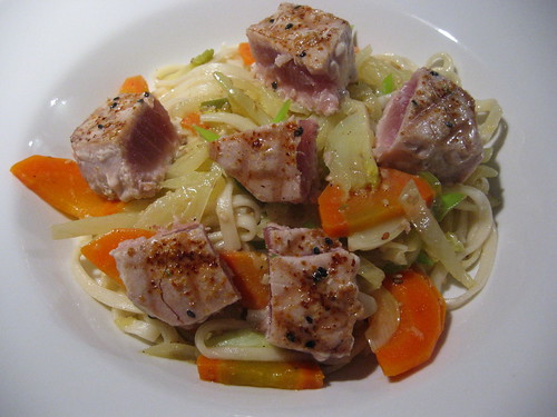 Udon noodles with tuna, fennel and carrot in sesame broth